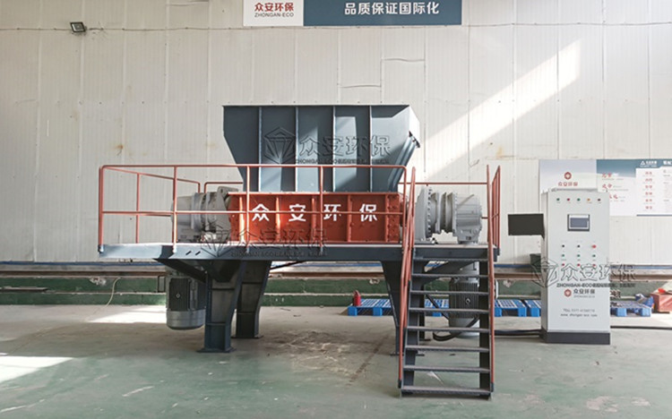 工業(yè)垃圾破碎機.jpg