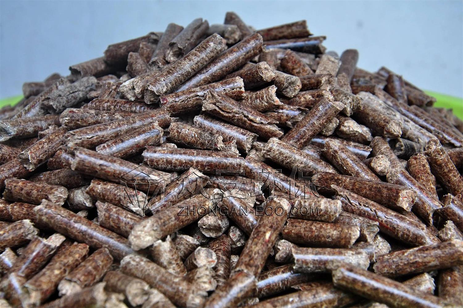 生物質(zhì)替代燃料(BDF).jpg 生物質(zhì)替代燃料(BDF).jpg